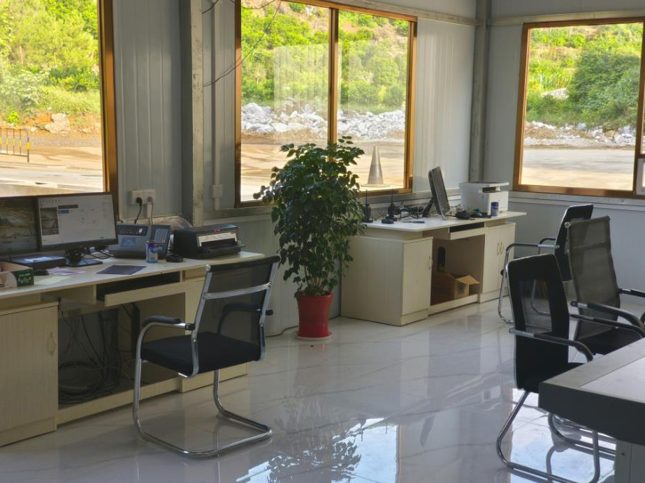 HZS120 Concrete Mixing Station (Guilin, Guangxi) (3)