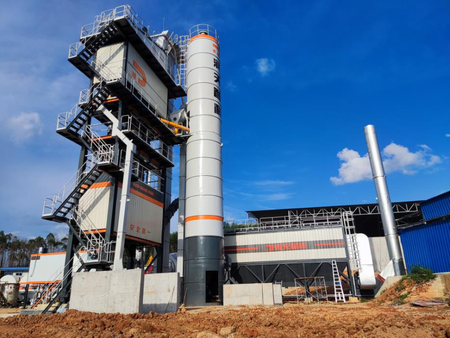 LB3000 Asphalt Mixing Plant(Yulin, Guangxi) (2)