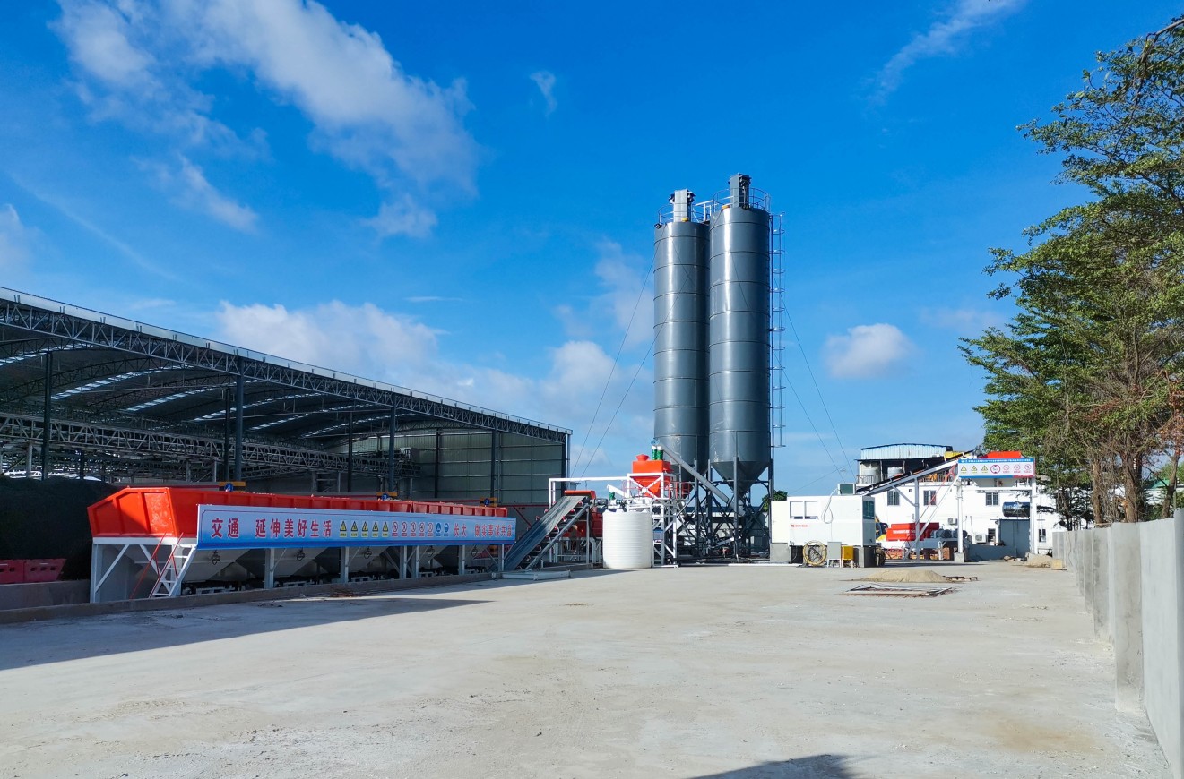 Stabilised soil mixing plant