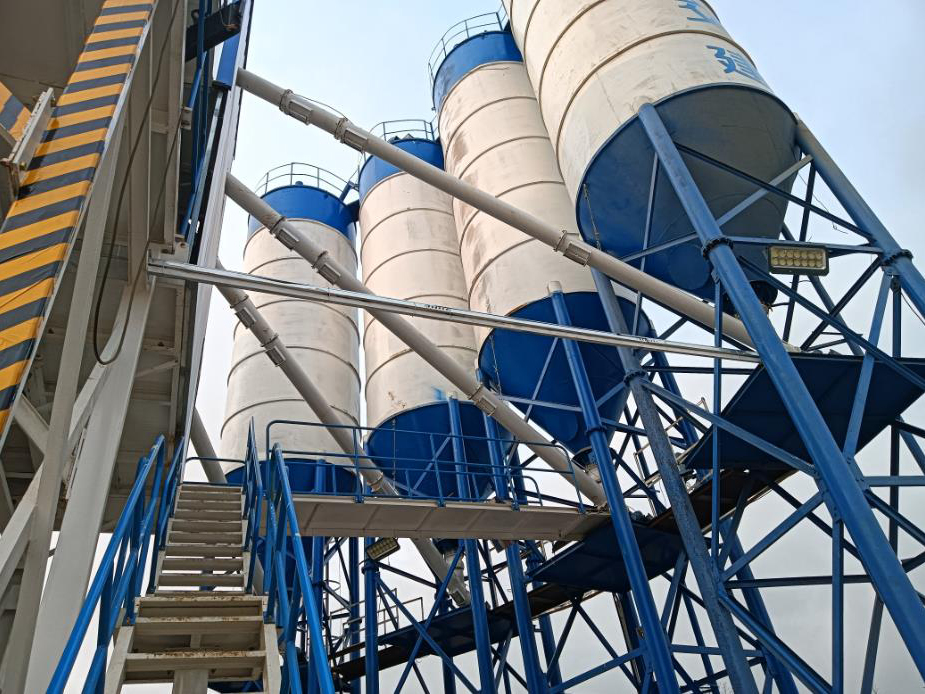 HZS120F Concrete Mixing Station(Haikou, Hainan) (3)