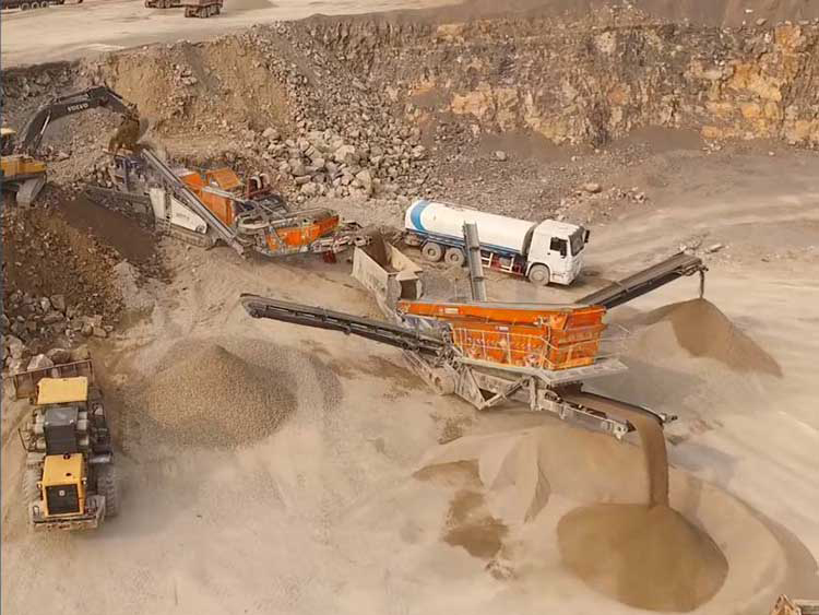 RT3YK6018 Crawler Mobile Screening Station (Zibo, Shandong) (2)