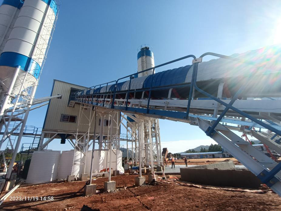 HZS12 Concrete Mixing Station(Yongzhou, Hunan) (3)